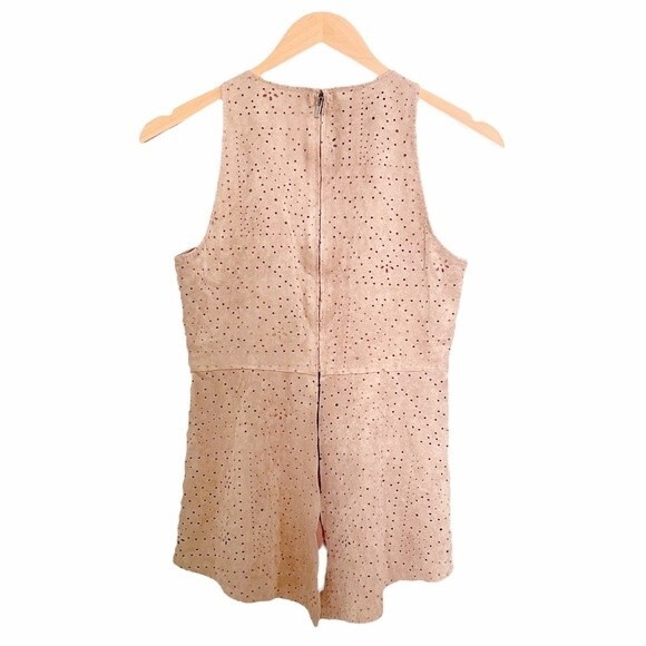 BCBGMaxAzria Y2K Top Women’s Size Small Faux Suede Sleeveless Tank Tan Beige - Picture 3 of 10
